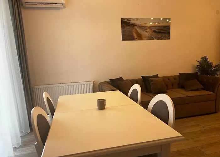 201 B1 Almar Luxury Residence-renting & Free Pool Năvodari